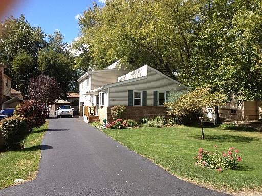 3rd image of 4728 McKinley Ave