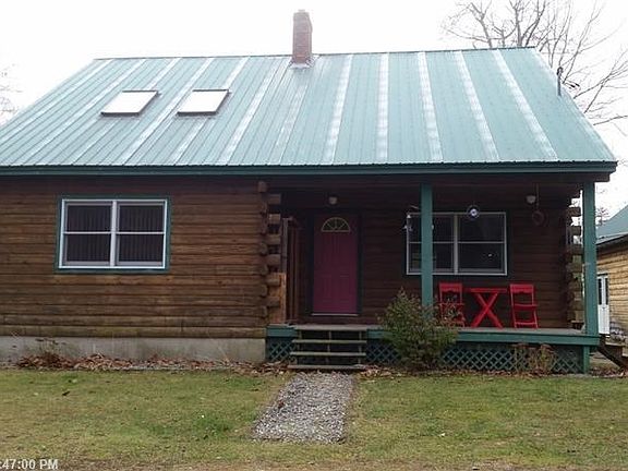 3rd image of 195 E Side Dr