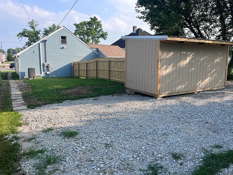 821A W Warren St — Photo 11