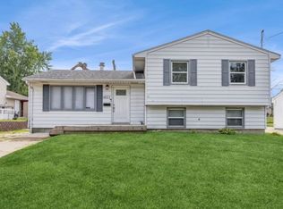 4011 Hull Ave, Des Moines, IA 50317