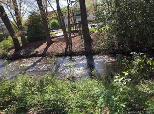 99999 Flat Creek Rd, Black Mountain, NC 28711