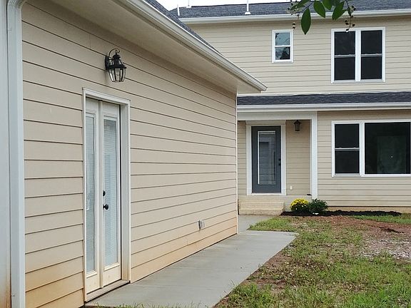 Own entry to framed bonus room