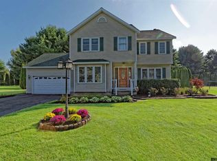 111 Country Walk Rd, Schenectady, NY 12306