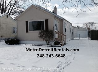 3892 18th St, Wyandotte, MI 48192