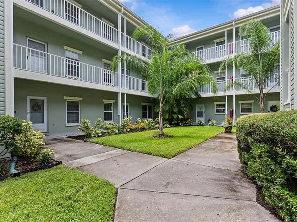 330 Promenade Dr APT 205, Dunedin, FL 34698