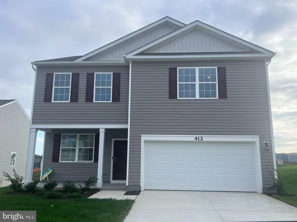 412 Gatehouse Pl, Charles Town, WV 25414