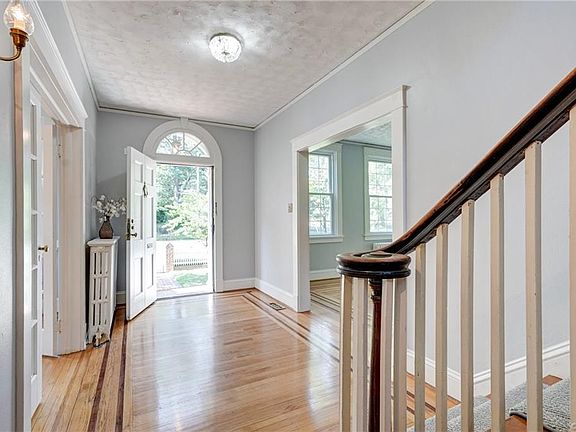 4th image of 4601 Forest Hill Ave
