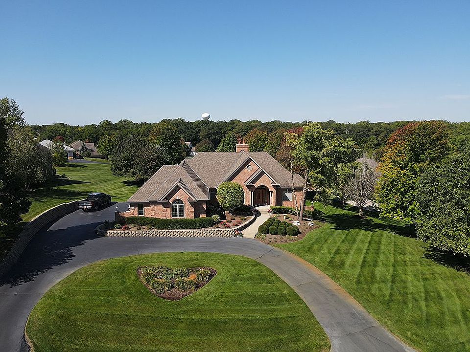 Aerial view front of house. 