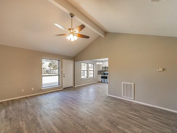 3rd image of 4633 Riverpark Dr