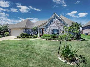 207 Eastside Ln, Brandon, MS 39047