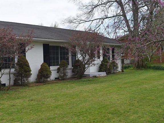 2nd image of 3011 Sheddan Dr