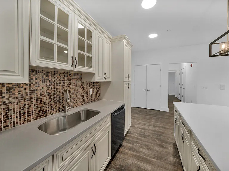 1071 River Rd #1070 — Photo 8