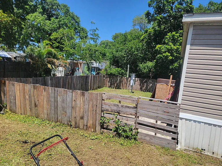 13401 SW 9th Ct — Photo 13