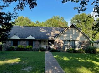 14436 Main St, Cruger, MS 38924