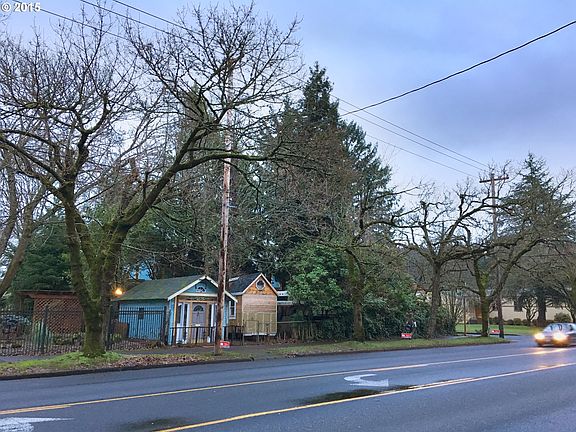 5th image of 7513 N Olin Ave