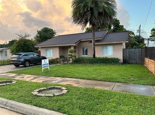 309 W 36th St, Hialeah, FL 33012