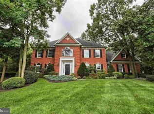 1919 Monterey Dr, Mechanicsburg, PA 17050