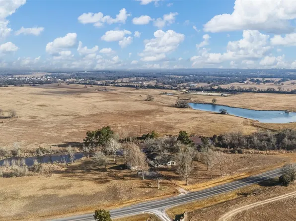 2365 S Fm 46, Franklin, TX 77856