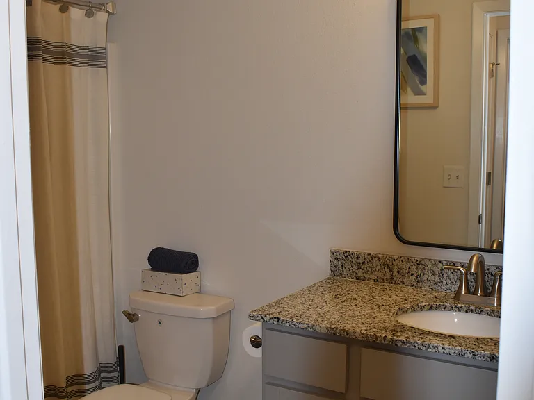 515 Ashwood St — Photo 14