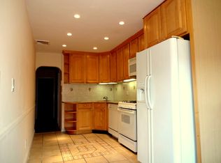 2316 35th St #3, Astoria, NY 11105