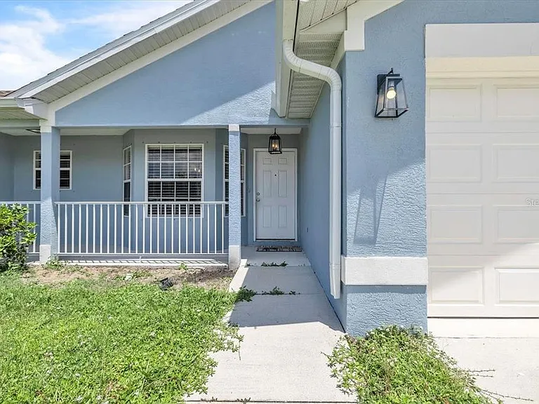 1708 Blue Lake Cir — Photo 2