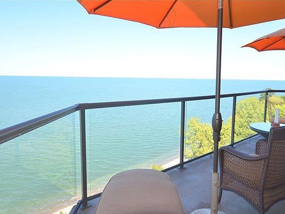 3rd image of 9628 Larimar Dr Unit 9628