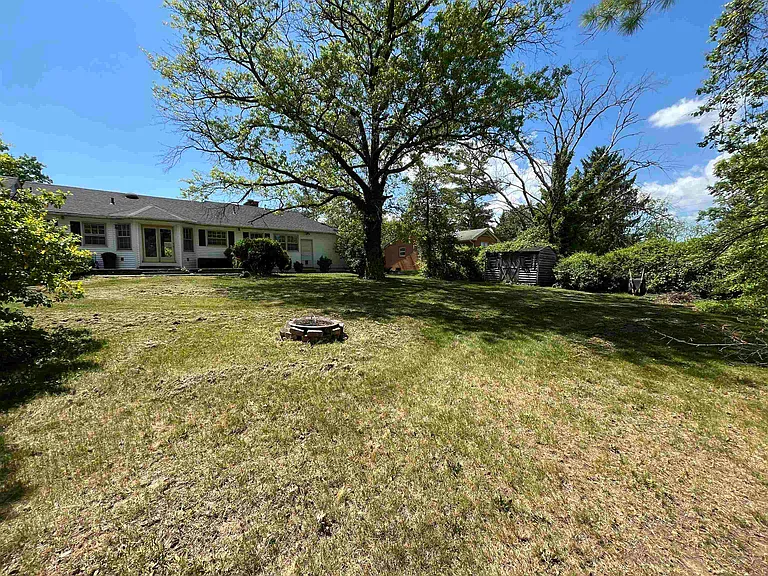 226 Orchard Ln — Photo 31