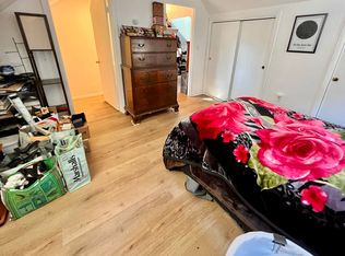 11 5th St #4, Cambridge, MA 02141