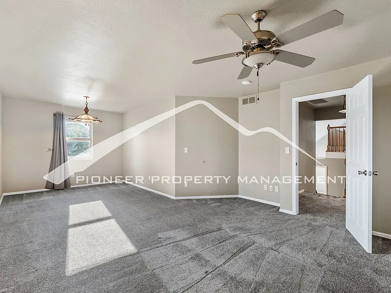 6525 White Falcon Ct — Photo 10