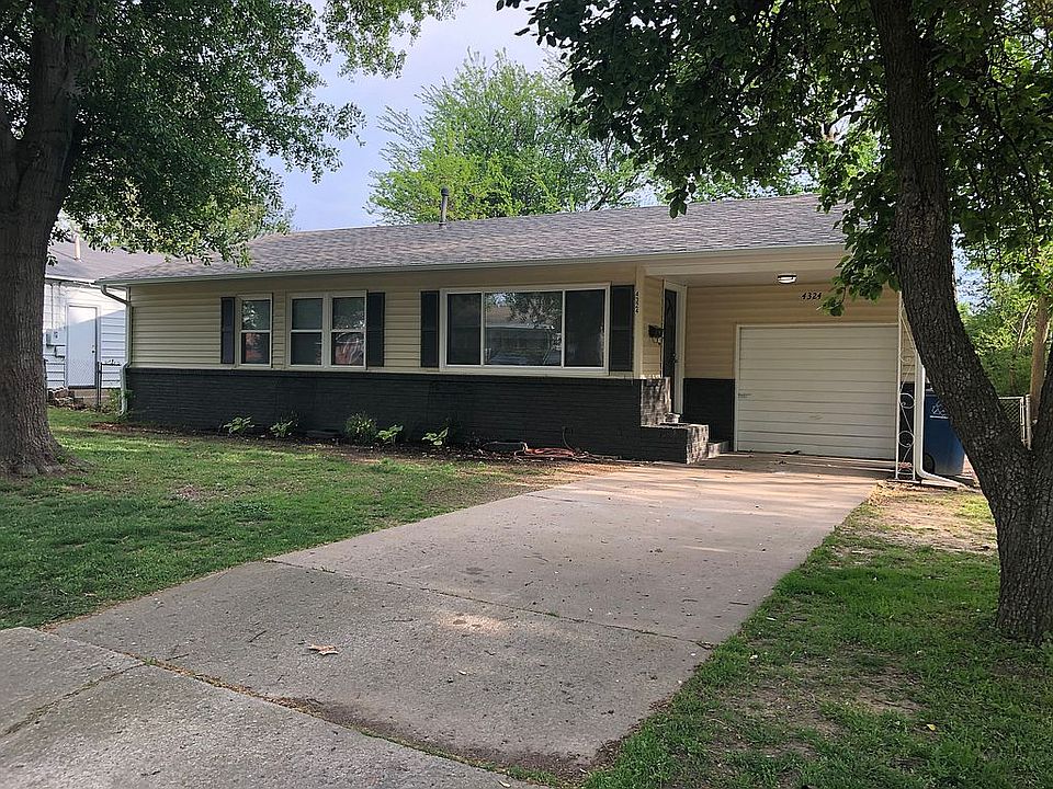 3 bedroom, 1 bath, 1226 s/f