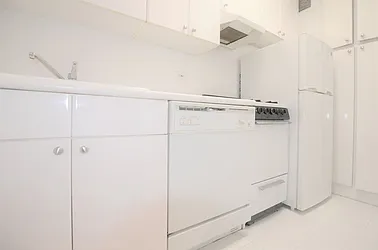 Rented by Manhattan Realty Group