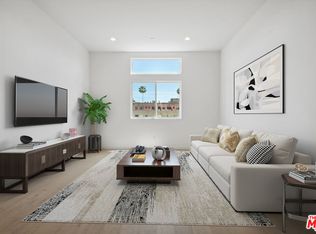 1746 Garfield Pl #302, Los Angeles, CA 90028