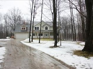 2662 Old Dutch Rd, Middleville, MI 49333