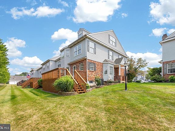 2nd image of 108 Truman Ct