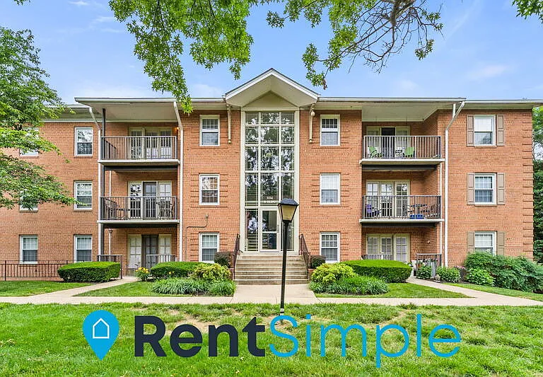 3334 Spring Ln #B40 — Photo 1