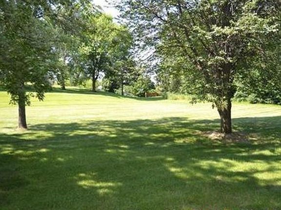 2nd image of 2226 Tower Ct