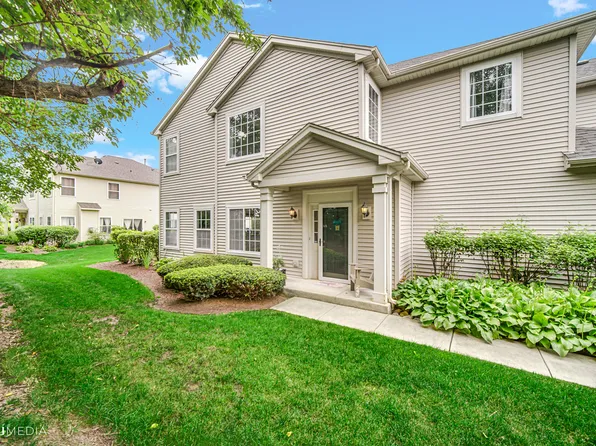 17624 S Gilbert Dr, Lockport, IL 60441