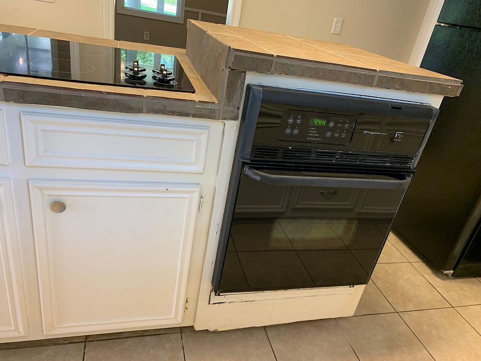 1018 Meadow Heights Dr, Jackson, MS 39206 Zillow