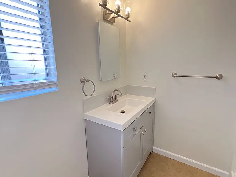 10917 Cave Ave — Photo 19