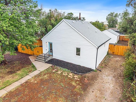 2nd image of 3630 W Walsh Pl