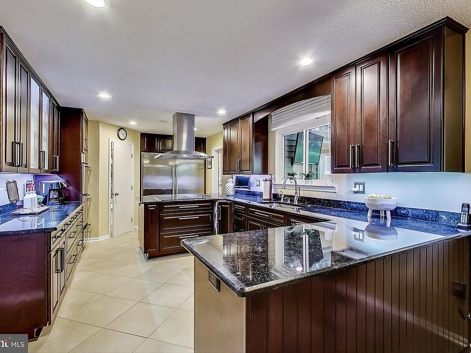 1st image of 16051 Laconia Cir