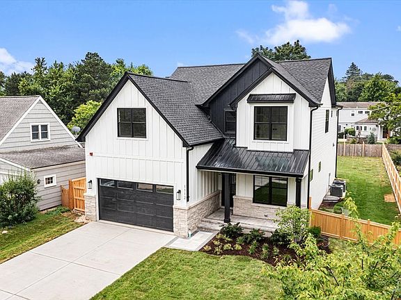 5th image of 1112 Cedar Ln