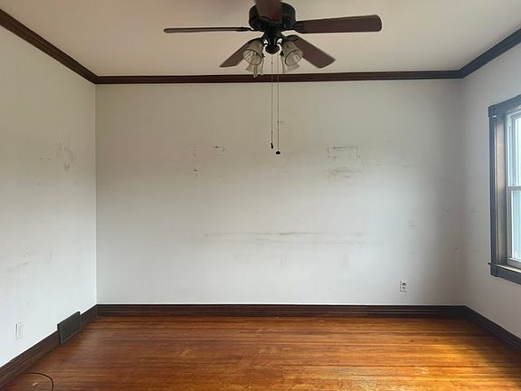 4th image of 8609 Aitken Ave