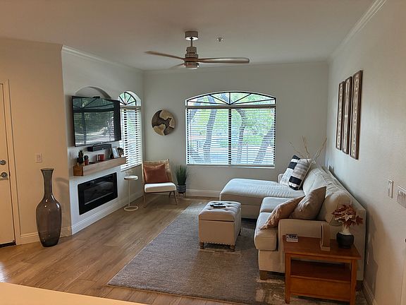 2nd image of 15095 N Thompson Peak Pkwy Unit 2027