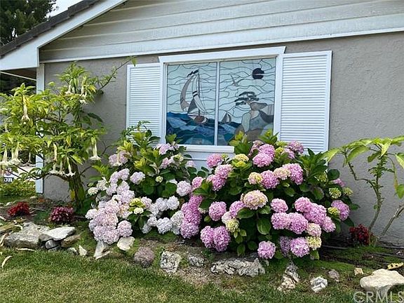 2nd image of 26653 Whitehorn Dr