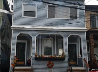 15 E 28th St, Bayonne, NJ 07002