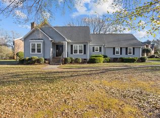 1202 Plantation Dr, Simpsonville, SC 29681