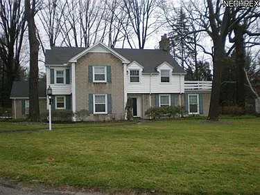 98 Oriole Dr photo 1