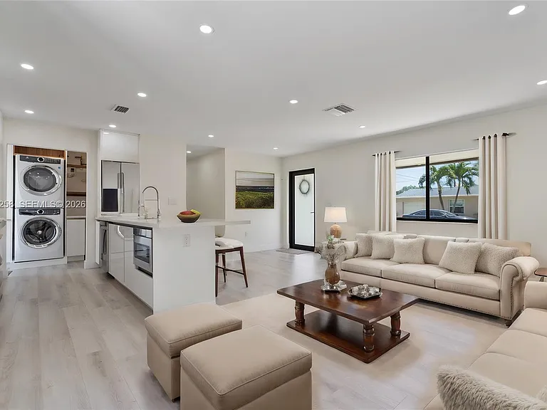 256 Grant Dr — Photo 15
