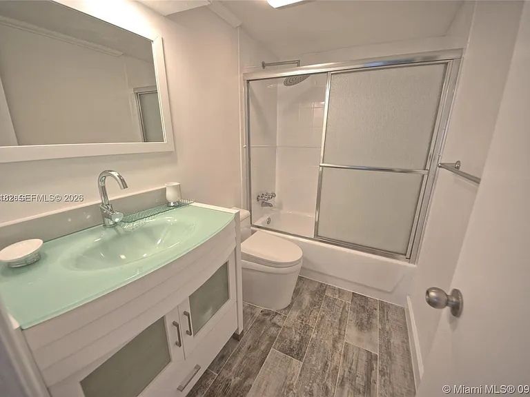 6900 N Kendall Dr #A209 — Photo 8